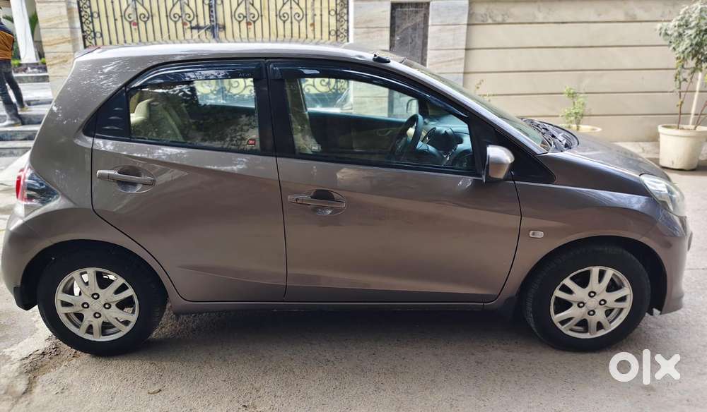 Honda Brio 2011-2013 V Mt, 2013, Petrol