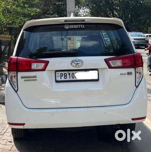 Toyota Innova Crysta 2017