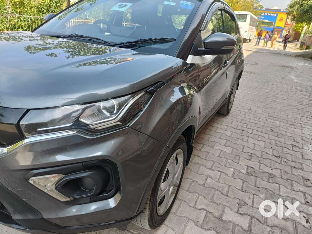 Tata Nexon 1.2 Revotron Xm (s), 2022, Cng & Hybrids