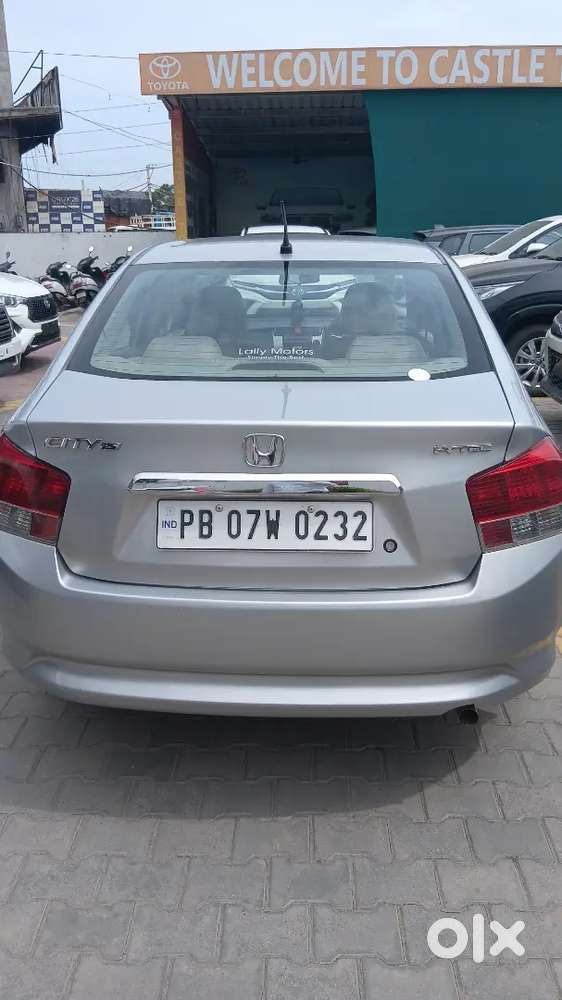 Honda City Zx 2009 Petrol Well Maintained