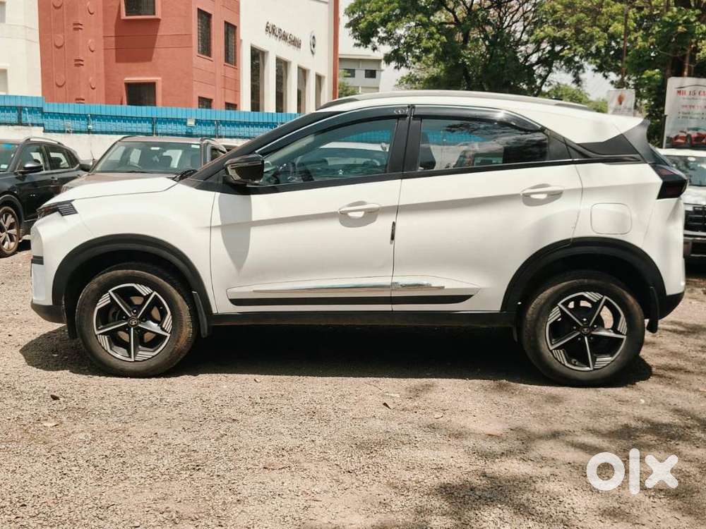 Tata Nexon 1.2 Revotron Xt, 2025, Diesel