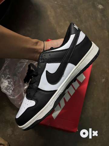 Nike dunks hotsell panda