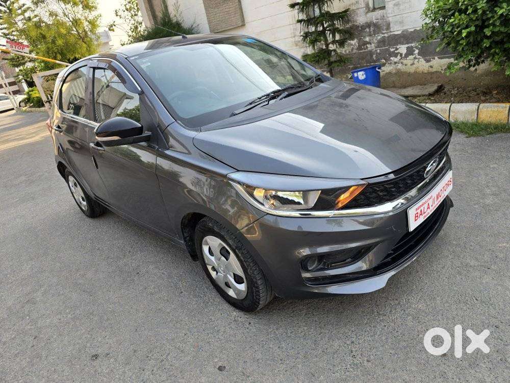 Tata Tiago 1.2 Revotron Xt (o), 2022, Petrol