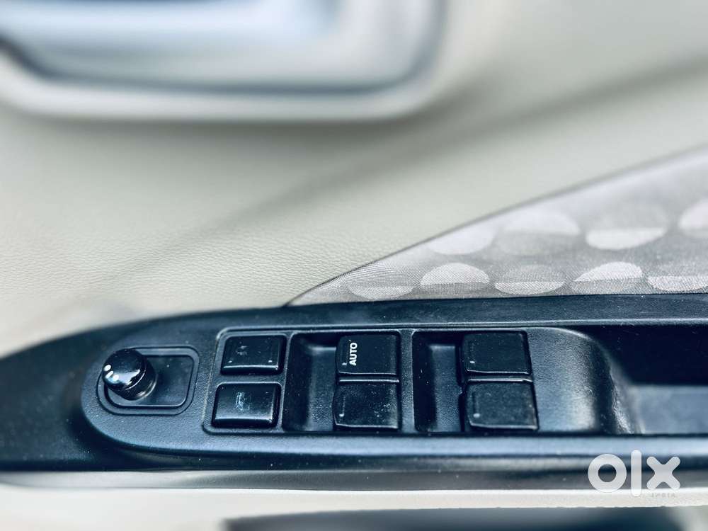 Maruti Suzuki Celerio Zxi(o) Amt, 2017, Petrol