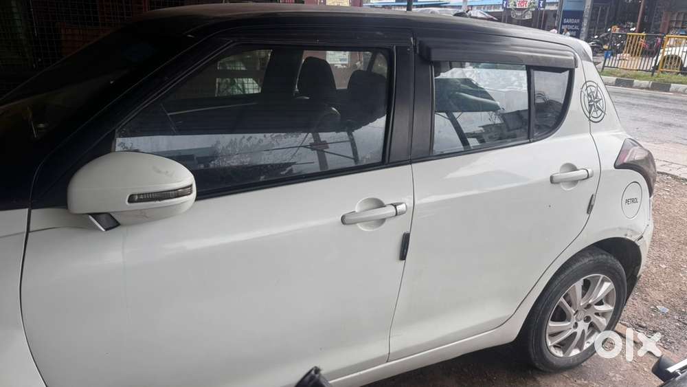 Swift Zix 2013 Top Model Gadi Ok H 5 Compny Ke Wheel H Koi Dikkt Nhi H