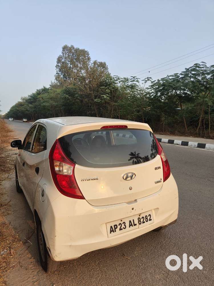 Hyundai Eon Era. Single Owner And Non Tampered Odo Meter Reading.