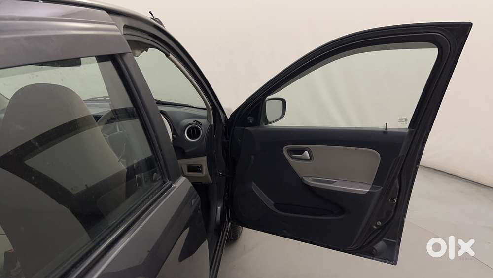 Maruti Suzuki Alto K10 1.0 Vxi Amt, 2015, Petrol