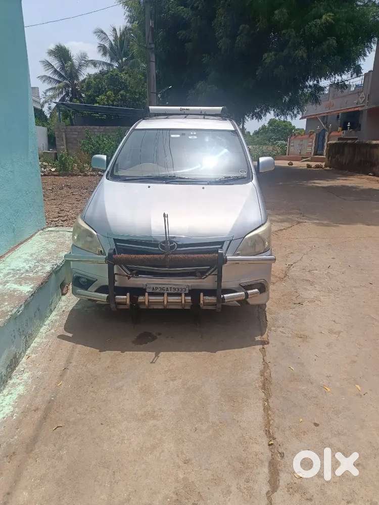 Toyota Innova Diesel Manual 2013 Km Driven