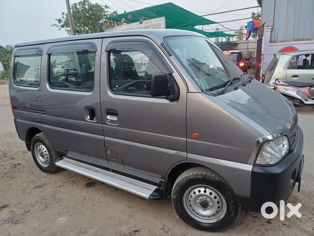 Maruti Suzuki Eeco 2025 Petrol 2716 Km Driven