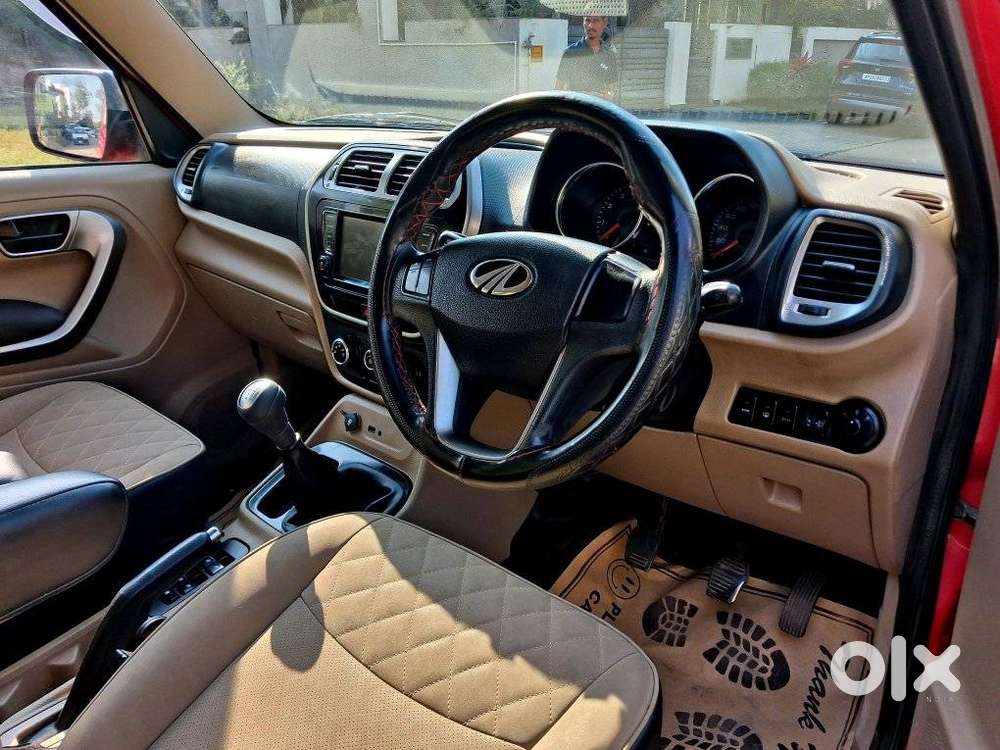 Mahindra Tuv 300 T10, 2019, Diesel