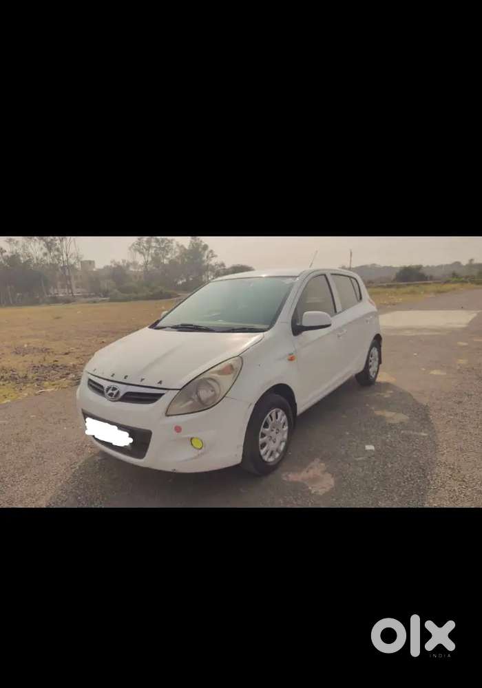 Well Maintained New Tyers Continantal 5 Years Warranty New Battery,,