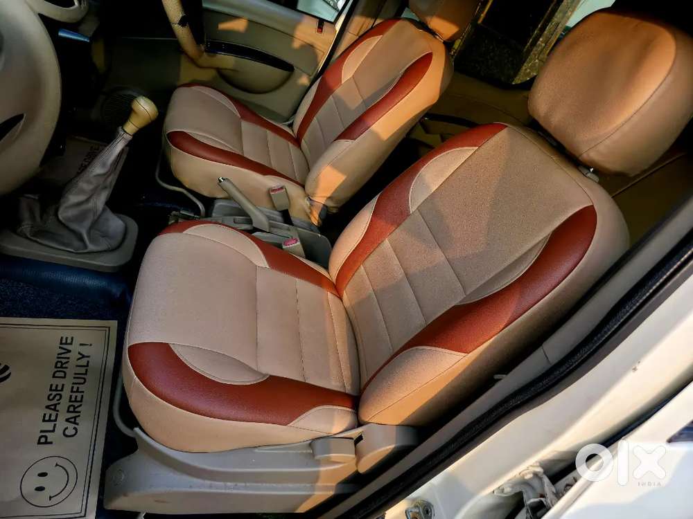 Mahindra Xylo 2016