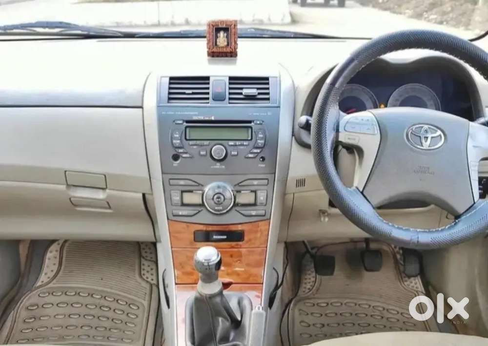 Toyota Corolla Altis 1.8g Petrol/cng