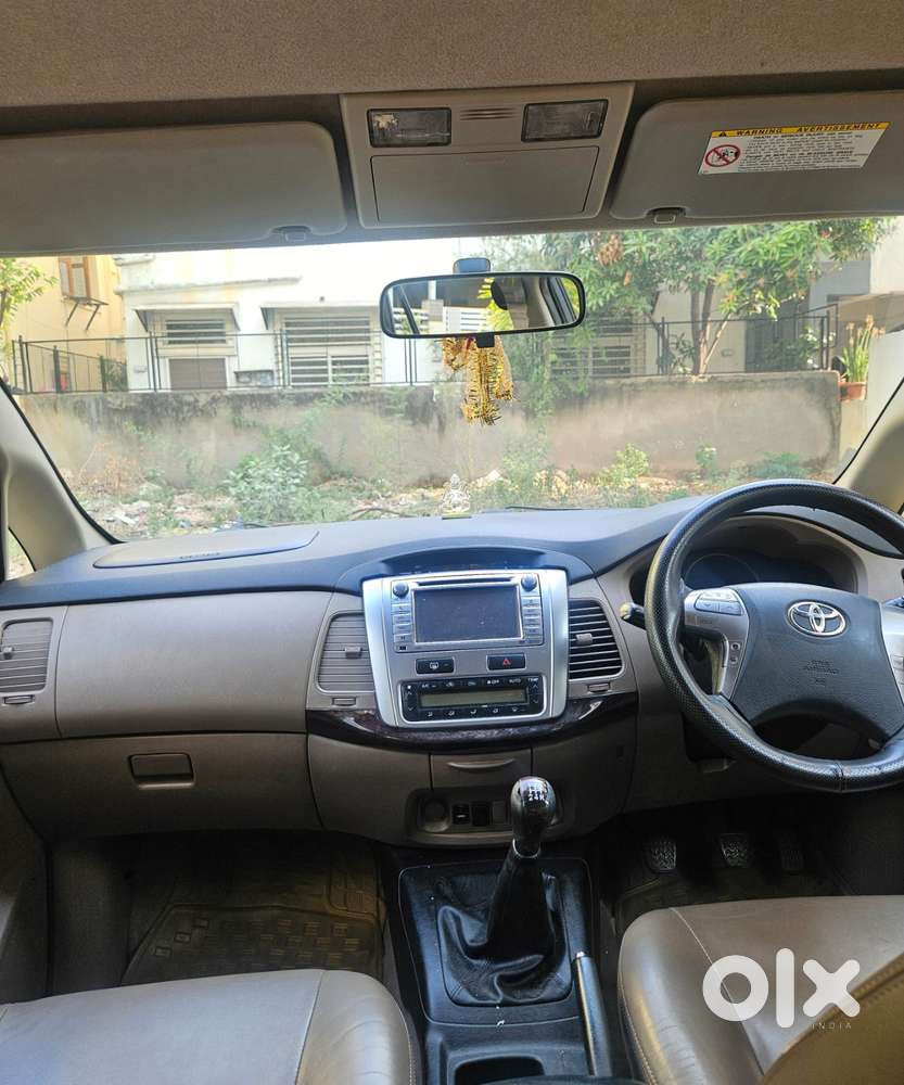 Toyota Innova 2.5 Zx 7 Str Bs-iv, 2015, Diesel
