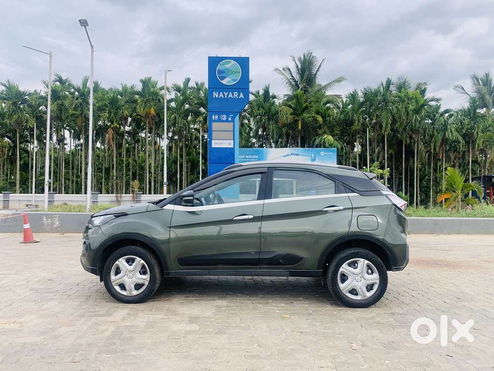 Tata Nexon 1.2 Revotron Xm (s), 2022, Petrol
