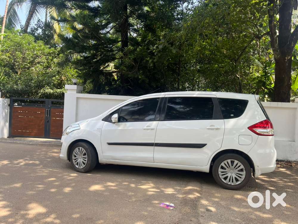 Maruti Suzuki Ertiga 2014 Diesel 166000 Km Driven Well Maintained