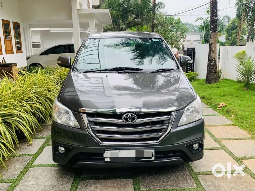 Toyota Innova 2013