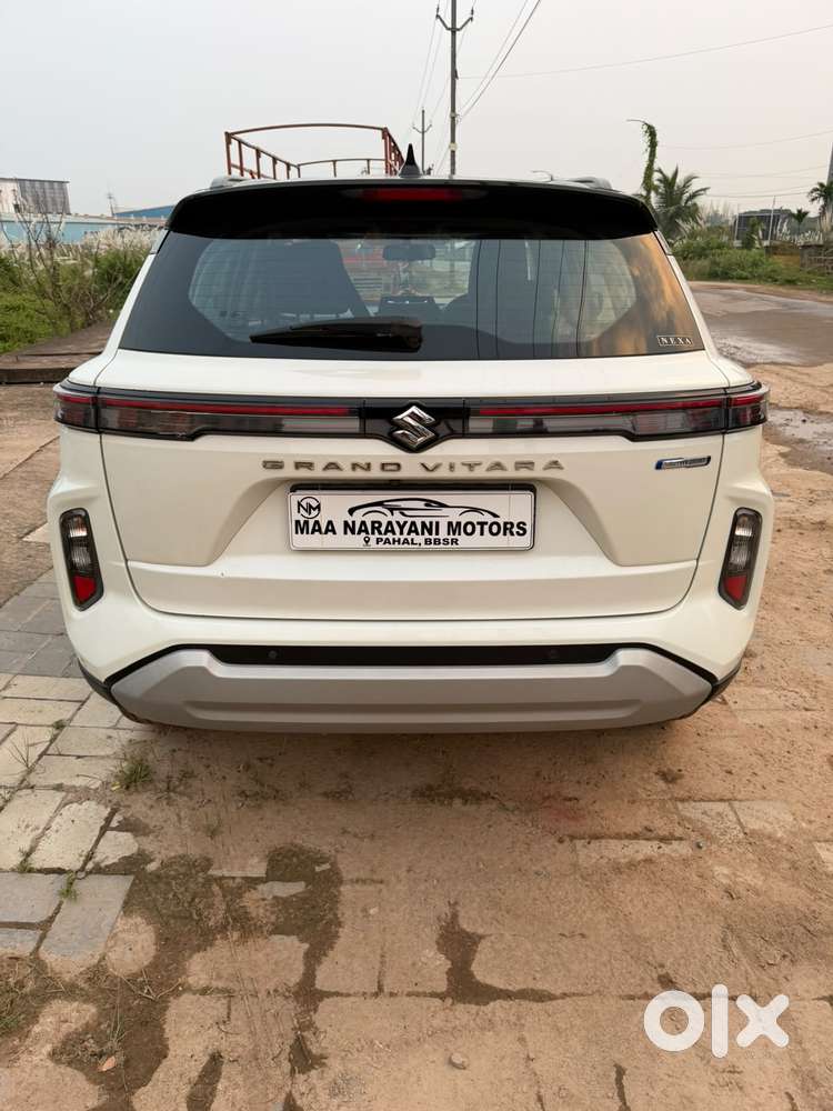 Maruti Suzuki Grand Vitara Alpha Smart Hybrid, 2024, Petrol