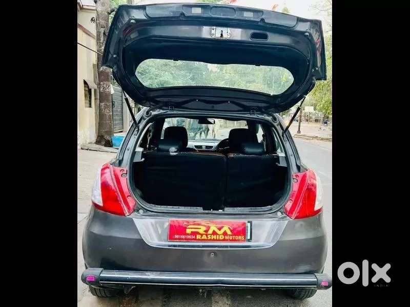 Maruti Suzuki Swift Lxi Optional-o, 2016, Petrol