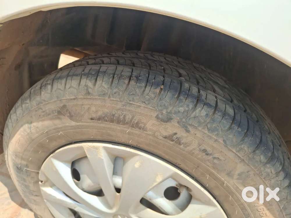 Maruti Suzuki Dzire 2021 Petrol 130000 Km Driven