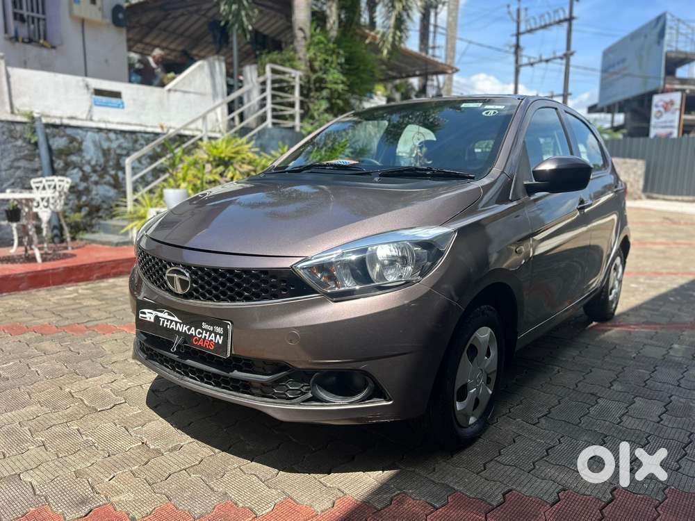 Tata Tiago 1.2 Revotron Xt (o), 2017, Petrol