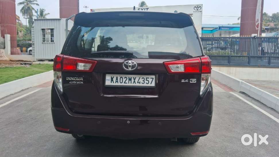 Toyota Innova Crysta 2.4 G Mt 7 Str, 2016, Diesel