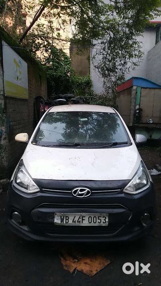 Hyundai Xcent 2015