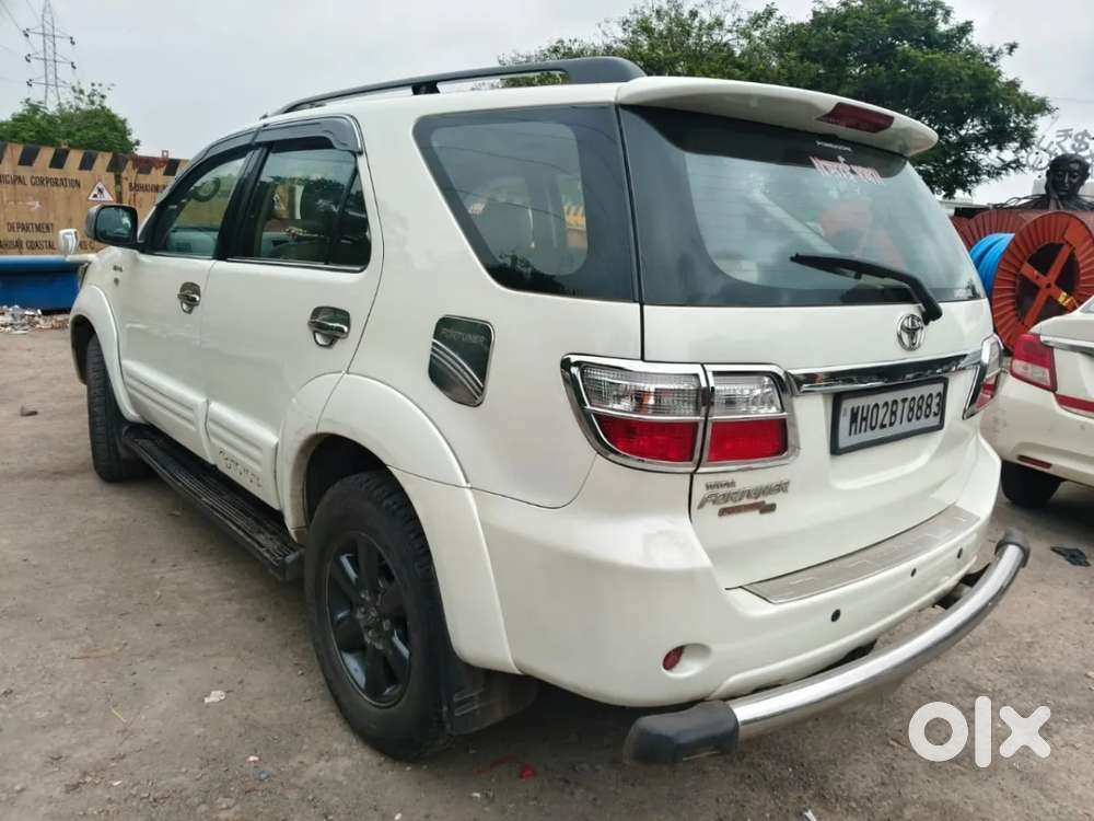 Toyota Fortuner, 2010, Diesel