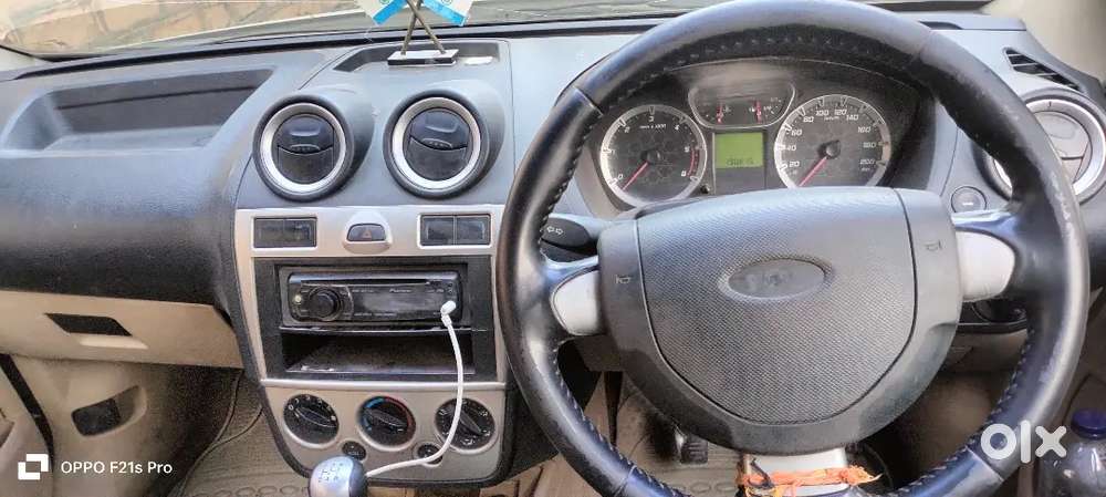 Gadi Saaf Condition Me He