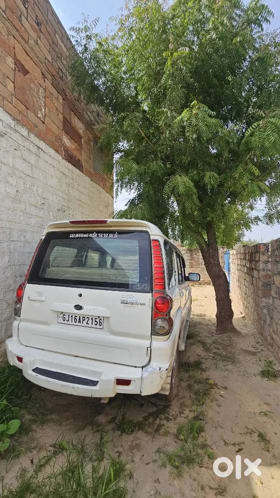 Mahindra Scorpio  2011