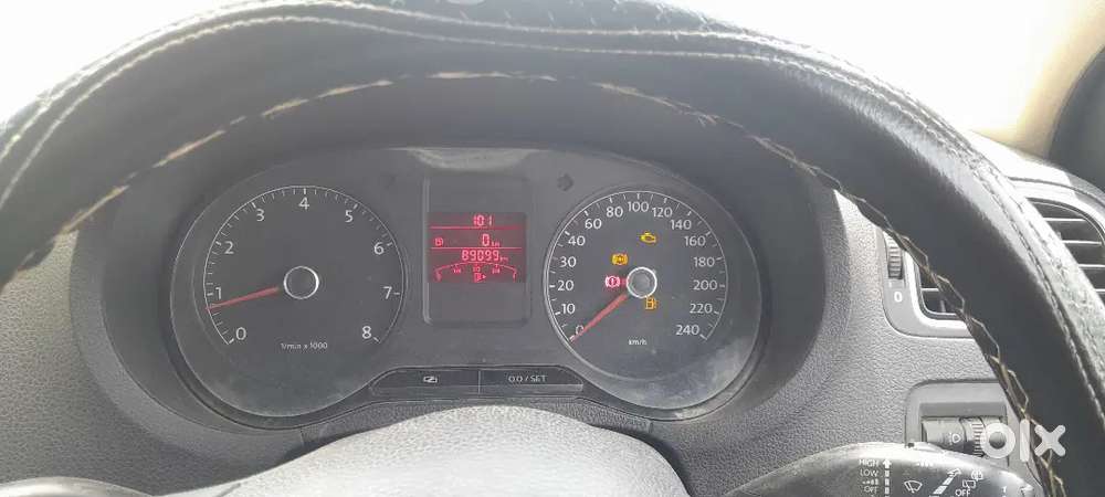 Volkswagen Polo 1.6 Highline 2012 Car