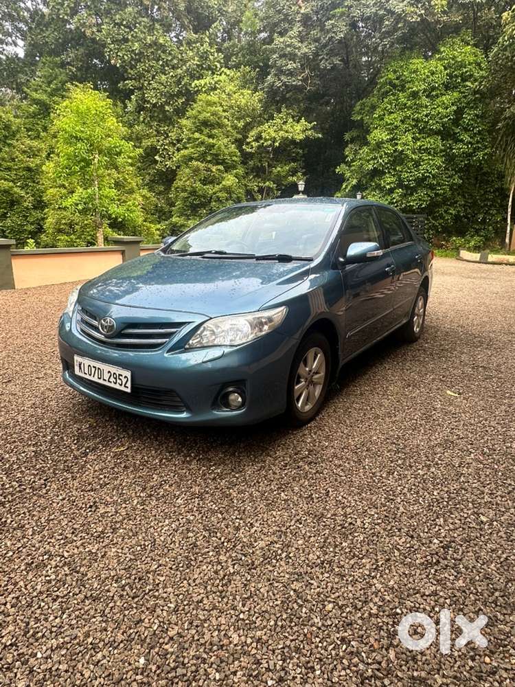 Toyota Corolla Altis 2011 Facelift