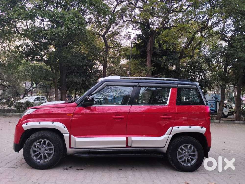 Mahindra Tuv 300