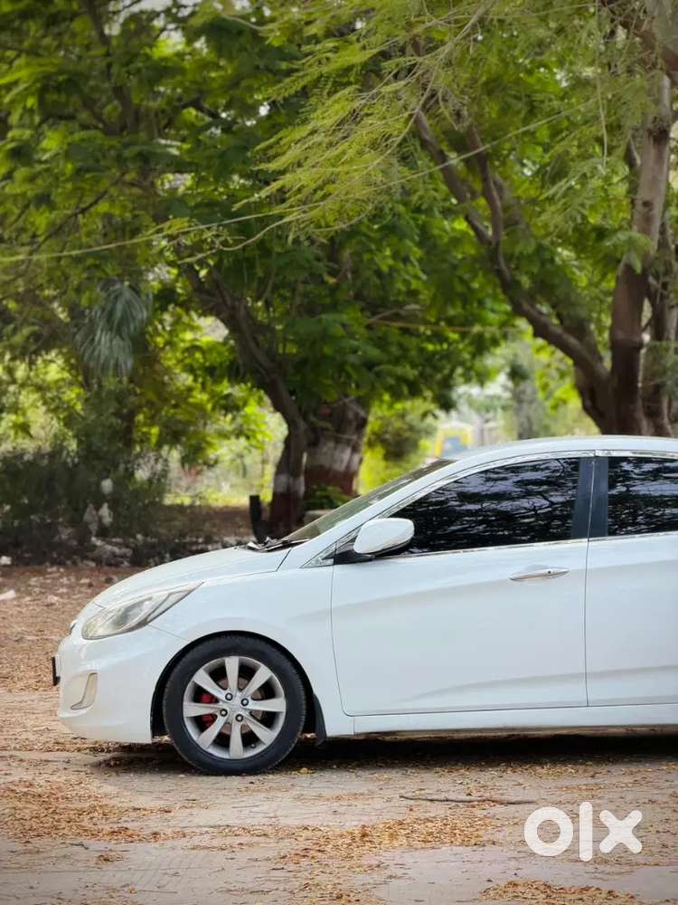 Hyundai Verna 2012 Diesel 93512 Km Driven