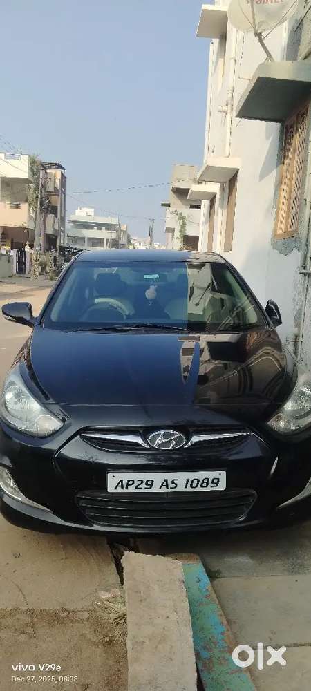 Hyundai Fluidic Verna 2011 Petrol 104000 Km Driven