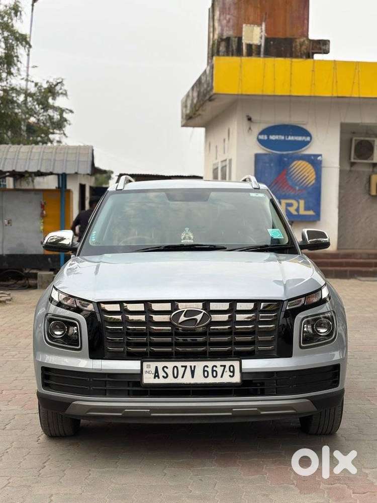 Hyundai Venue 1.2 S (o), 2023, Petrol