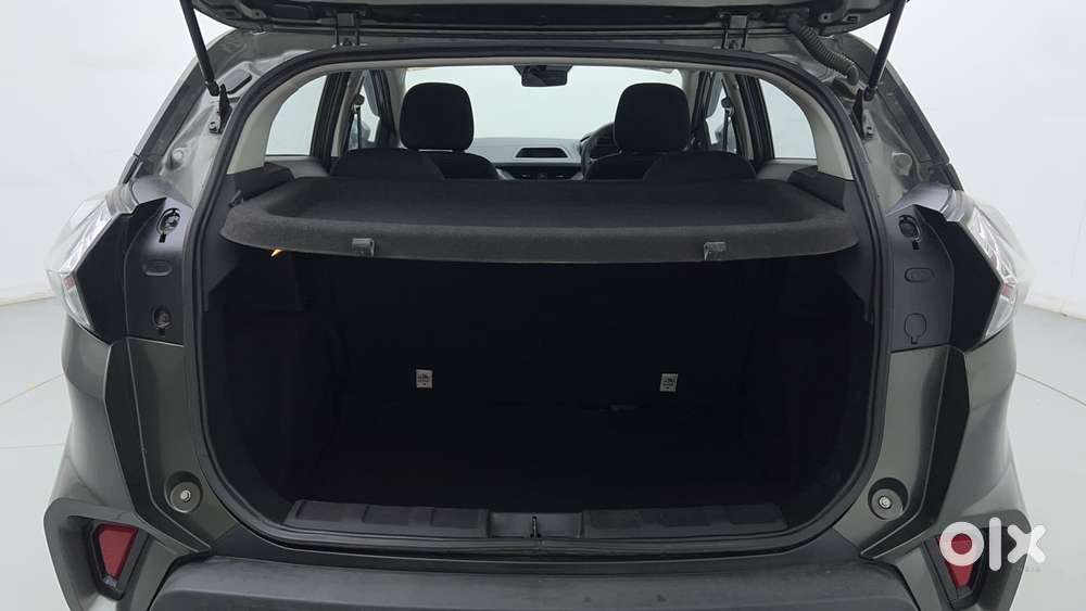 Tata Nexon 1.5 Revotorq Xma Amt (s), 2022, Diesel