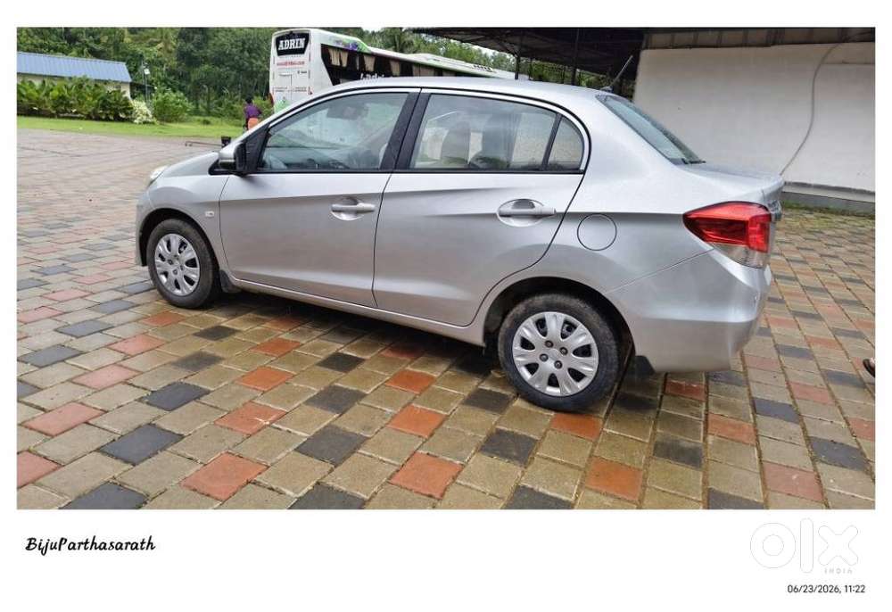 Honda Amaze S Mt I-vtec, 2015, Petrol