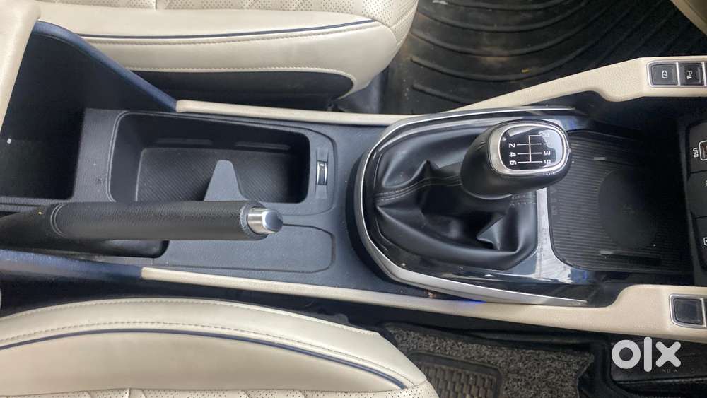 Kia Carens 1.5 Luxury Plus Diesel 6 Str, 2022, Diesel