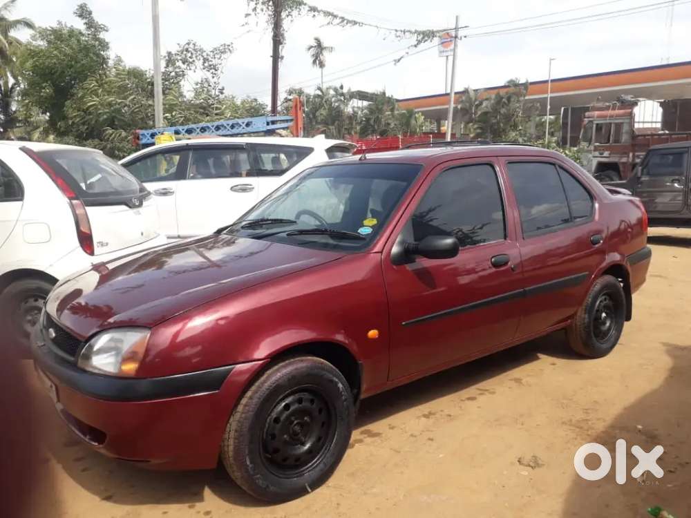 Ford Ikon 1.6 Rally 2000