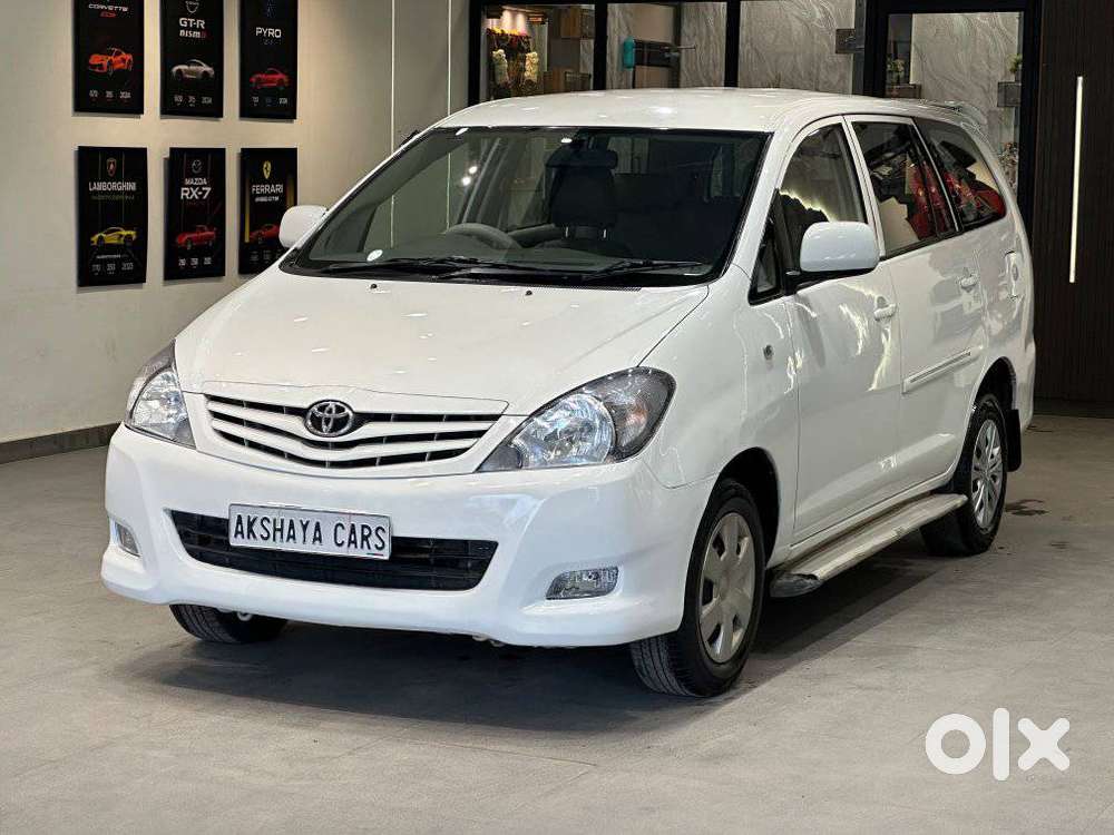 Toyota Innova 2.5 G (diesel) 8 Seater, 2009, Diesel