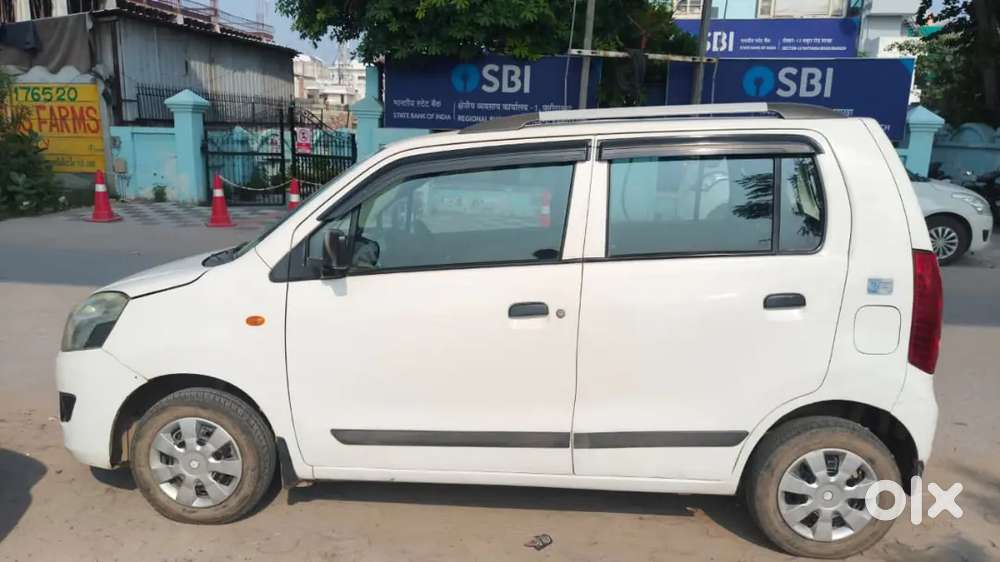 Maruti Suzuki Swift Vxi 2024