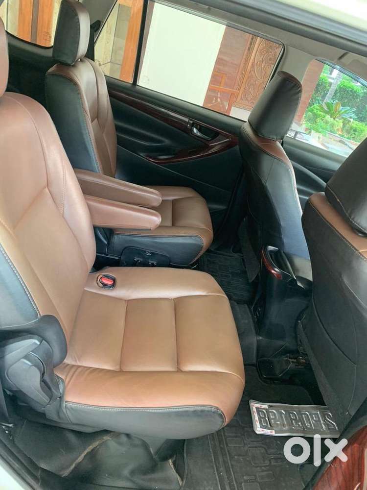 Toyota Innova Crysta 2018