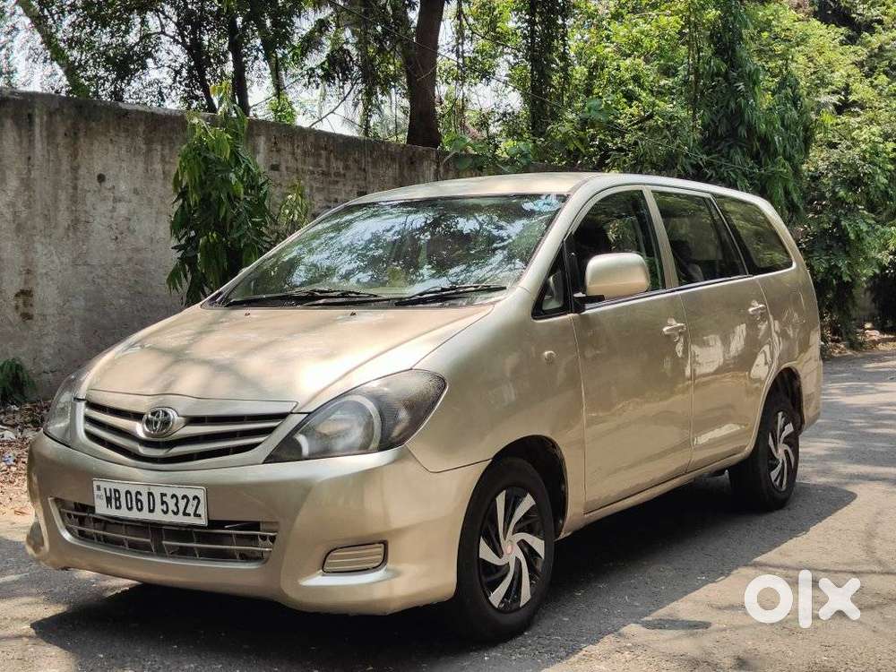 Toyota Innova 2009-2011 2.0 Vx 8 Str, 2010, Diesel