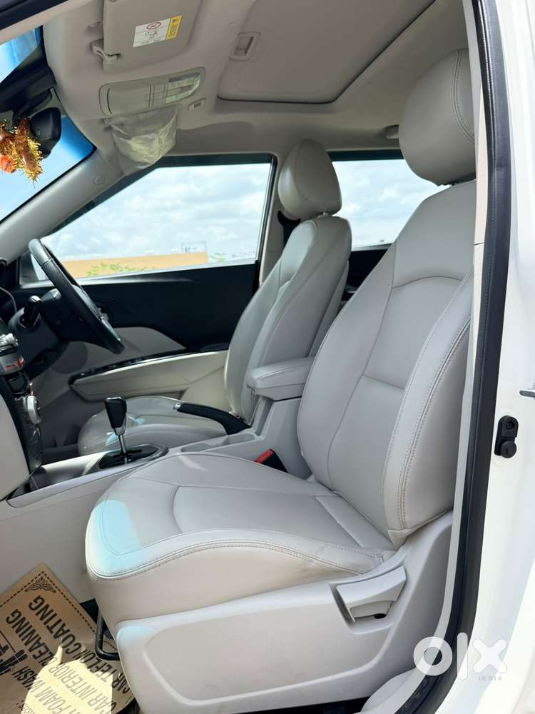 Mahindra Xuv300 W8 Amt Optional Diesel, 2023, Diesel