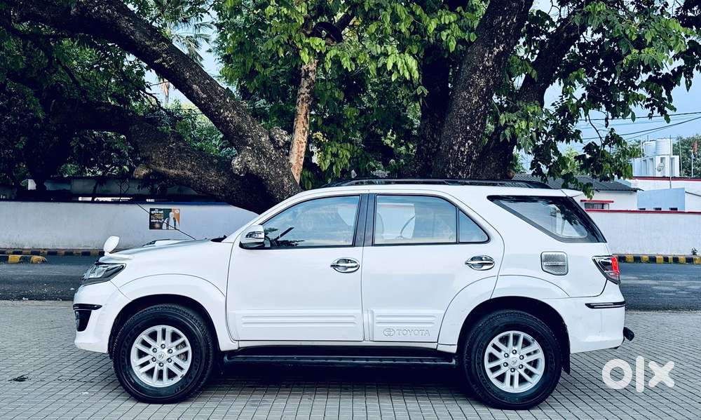 Toyota Fortuner 4x4 Mt 2.8 Diesel, 2015, Diesel
