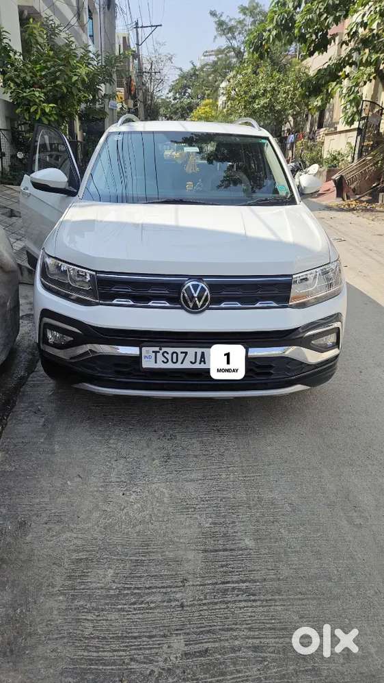 Volkswagen Taigun 2021 Petrol 27500 Km Driven