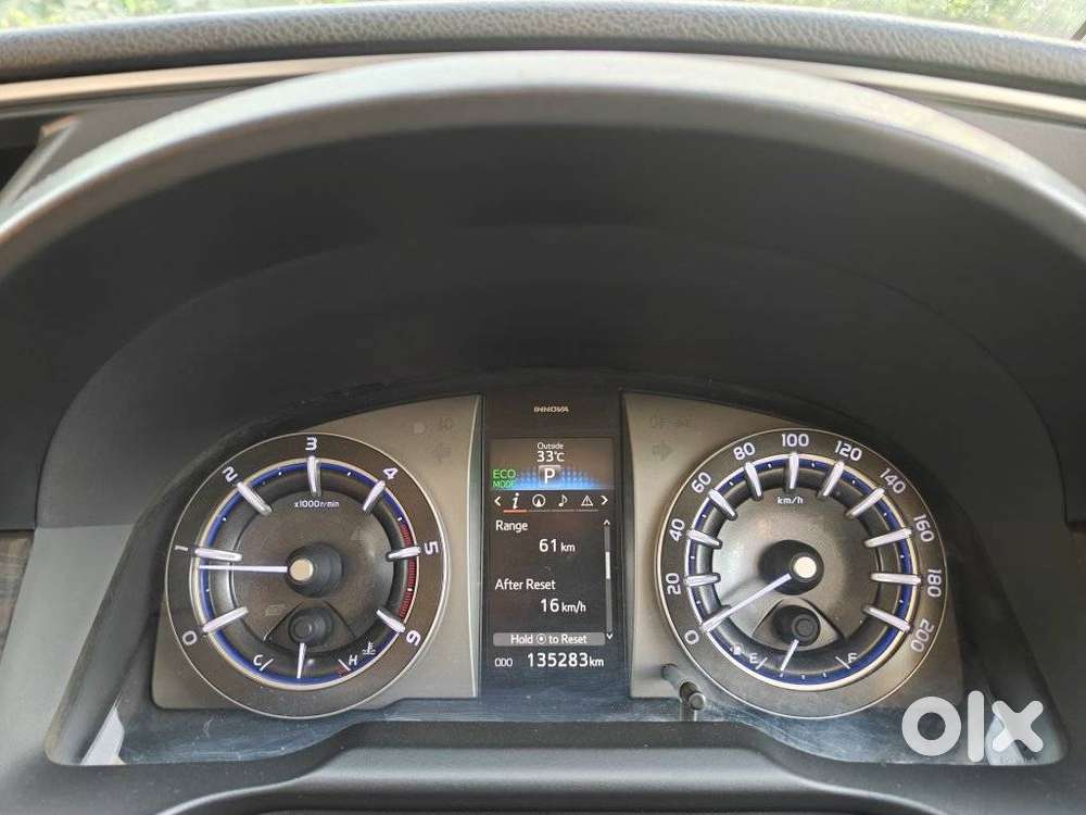 Toyota Innova Crysta 2.8 Zx At, 2017, Diesel