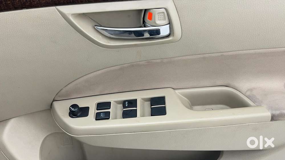 Maruti Suzuki Swift Dzire 1.2 Zxi Bsiv, 2014, Petrol