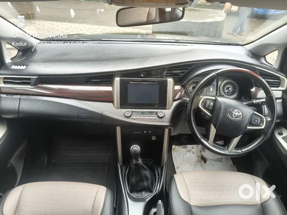 Toyota Innova Crysta V Re. 2018